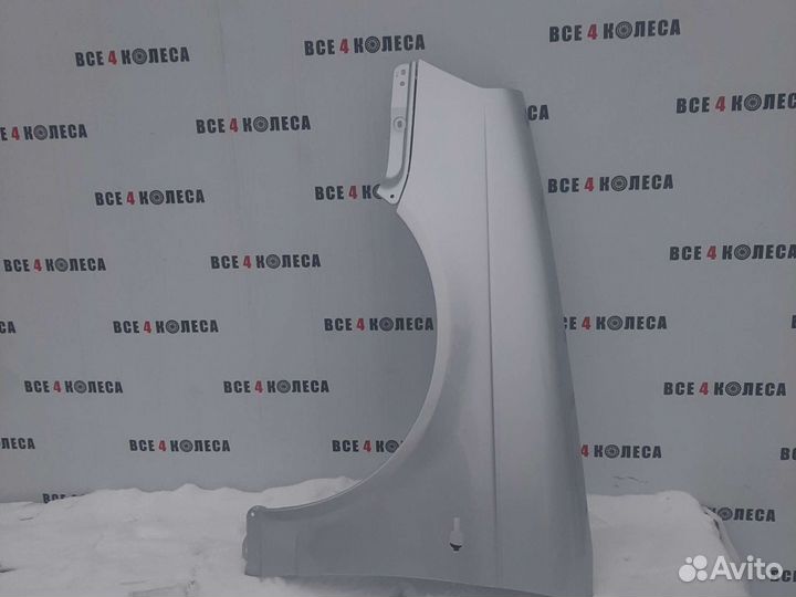 Новое крыло Ваз 2170, LADA Priora цвет Снежная кор