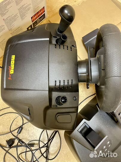 Оригинал. Руль momo Logitech