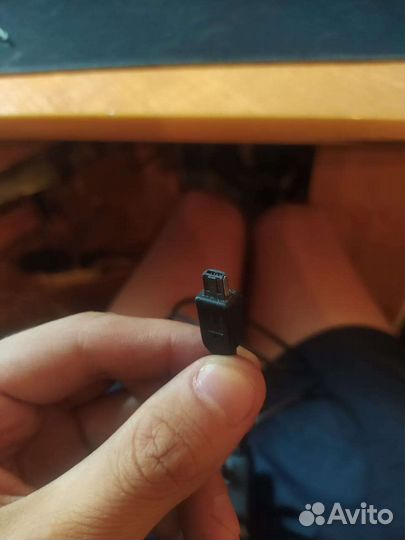 Сетевое зарядное устройство