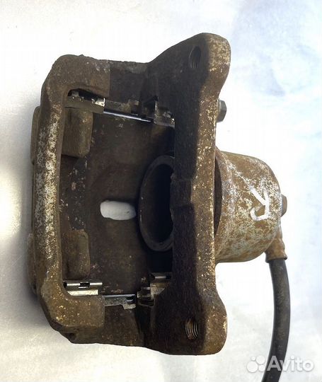 Лифан Солано Суппорт правый передний