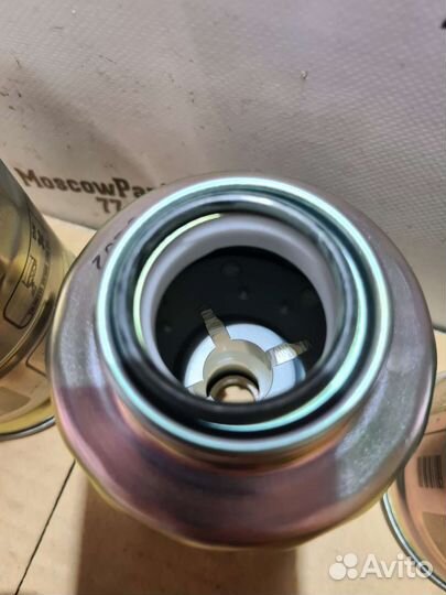 Топливный фильтр Toyota 23303-64010