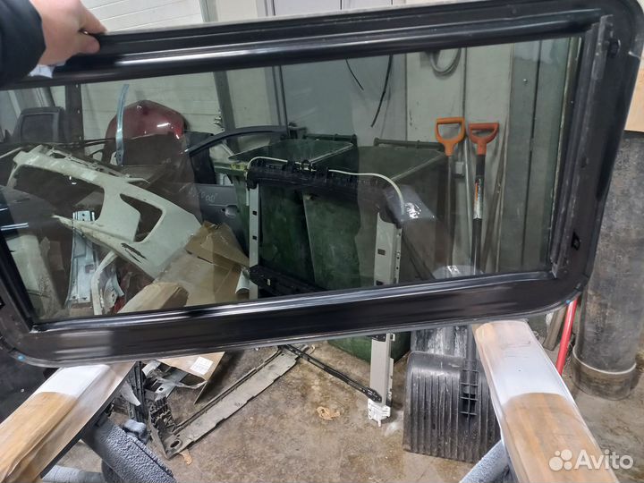 6320148130 стекло люка