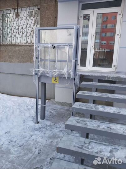 Вертикальный подъемник для инвалидов пту 001