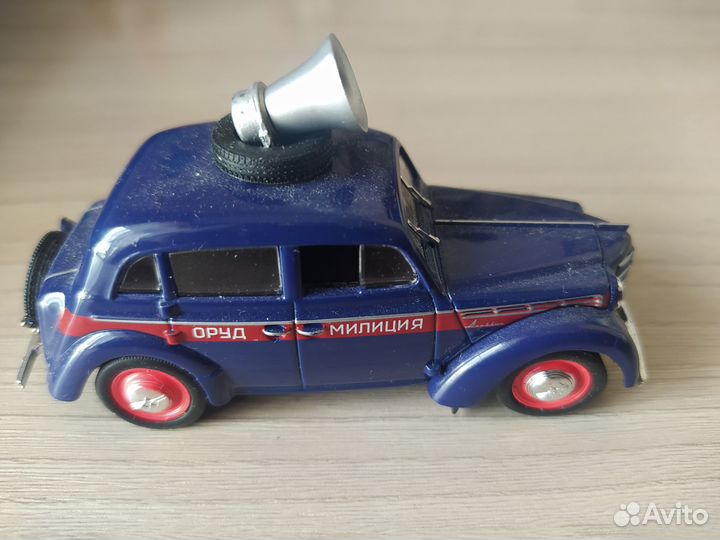 Модель автомобиля газ,такси.Милиция Москвич