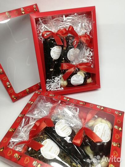 Подарок с чаем и орешками. Презент