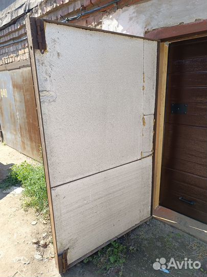 Ворота гаражные металлические бу