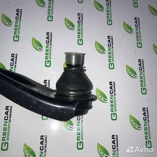 Рычаг передний правый на nissan / renault