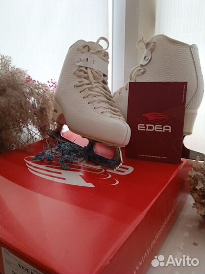 Фигурные коньки edea 265