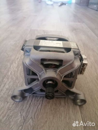 Двигататель стиральной машины indesit