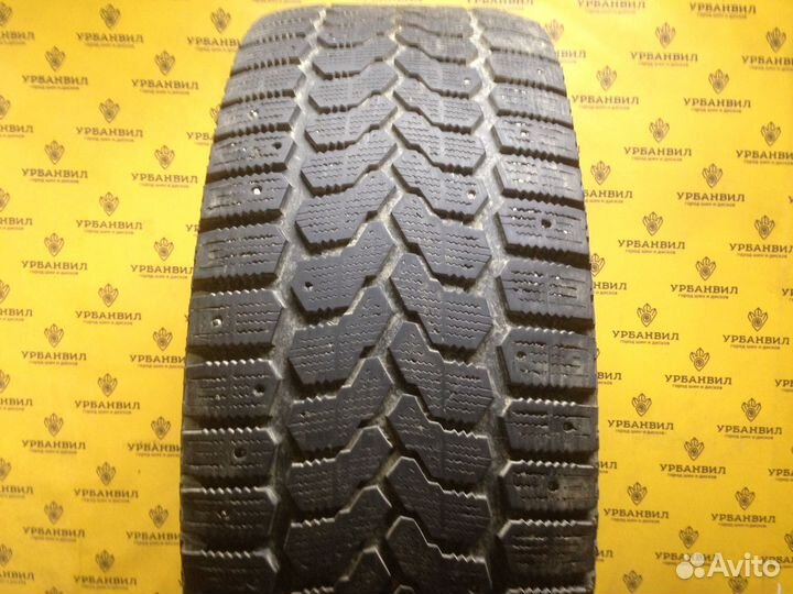 Yokohama Ice Guard F700Z 275/65 R17 119T