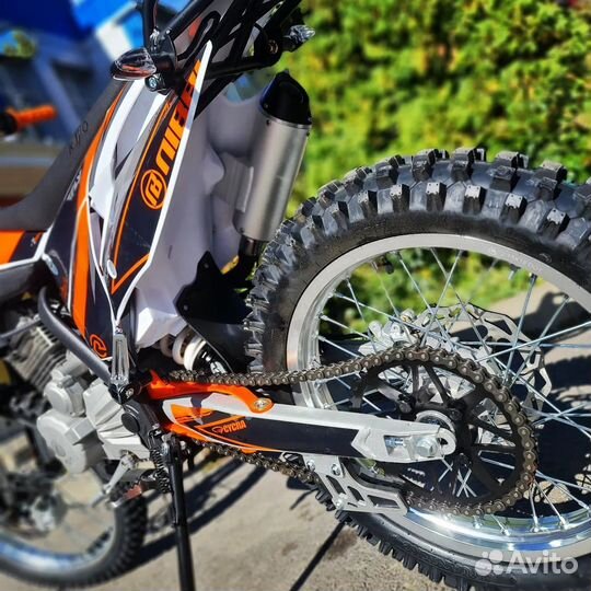 Kayo T2 250 MX enduro Мотоцикл Витрина