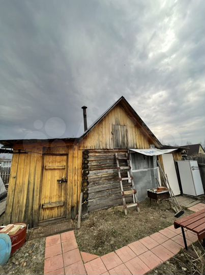 Дом 25 м² на участке 7 сот.