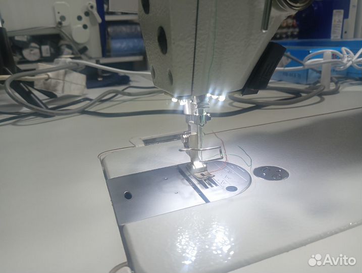 Швейная машина typical