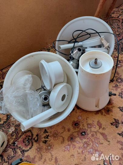 Сепаратор для молока электрический СССР