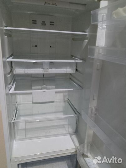 Холодильник Hotpoint ariston No frost