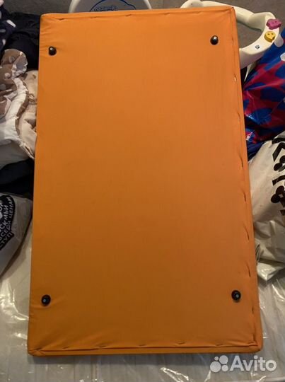 Пеленальная доска на кроватку