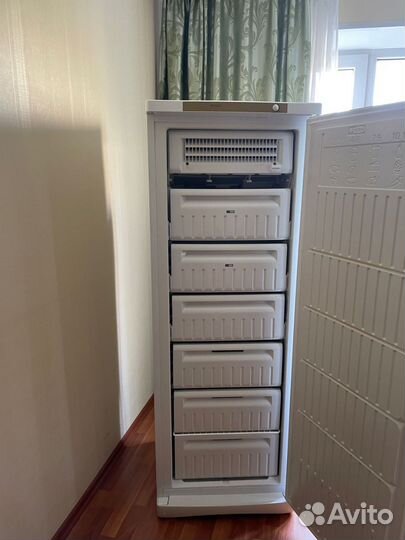 Морозильная камера бу Indesit No Frost