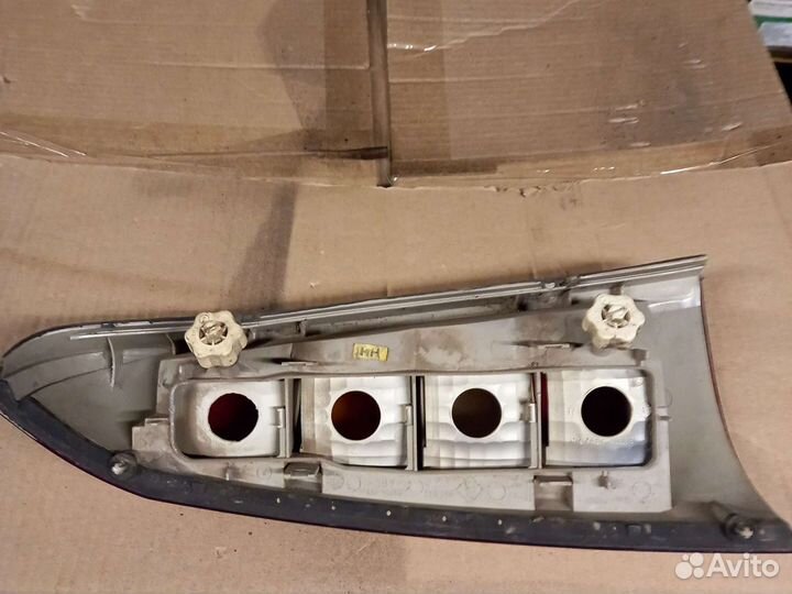 Опель астра G универсал задний правый фонарь