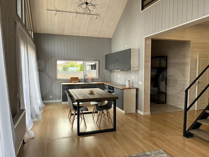 Дом 155 м² на участке 7,7 сот.