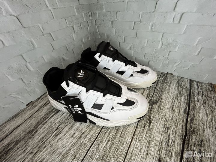 Кроссовки adidas niteball