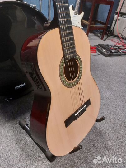 Классическая электроакустическая гитара Brahner