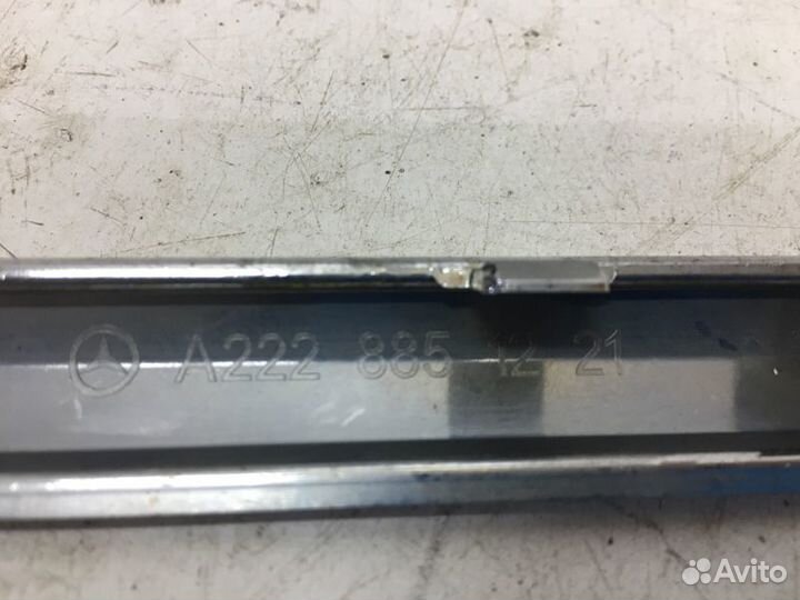 Молдинг бампера задний правый Mercedes-Benz