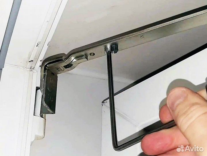 Ремонт и обслуживание пластиковых окон и дверей за