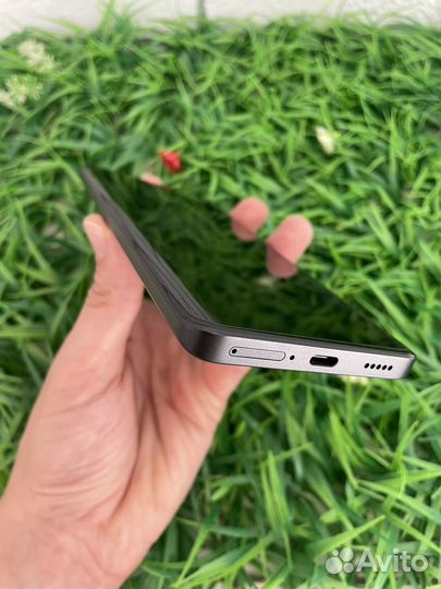 Xiaomi Redmi Note 13 Pro+, 8/256 ГБ