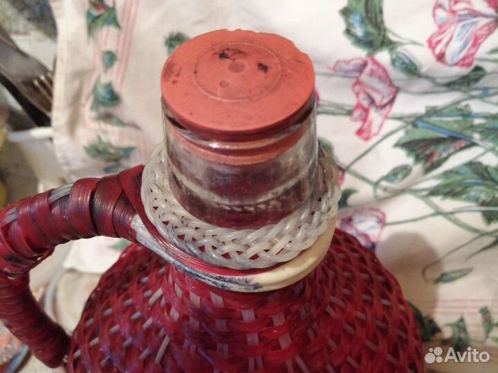 Бутылка в оплетке