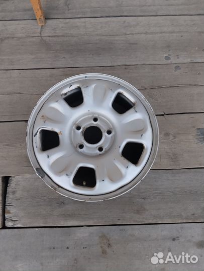 Штампованные диски r16