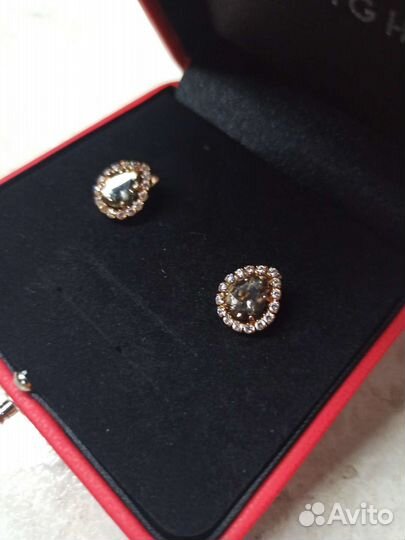 Золотые серьги