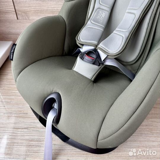 Детское автокресло britax romer trifix 2 isize