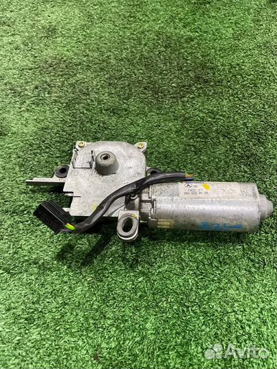 Моторчик сдвижного люка Mercedes-Benz E-Class W210