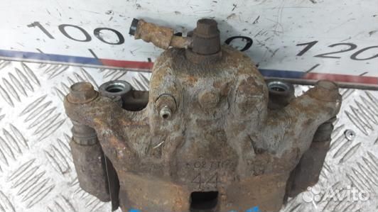 Суппорт тормозной передний правый nissan juke F15