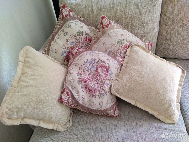 Подушки для дивана