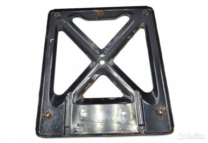 Кронштейн крыла переднего моста, левый volvo FH (0