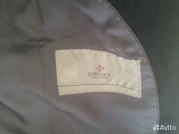 Продам костюм школьный