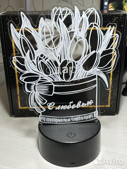 Светильник настольный