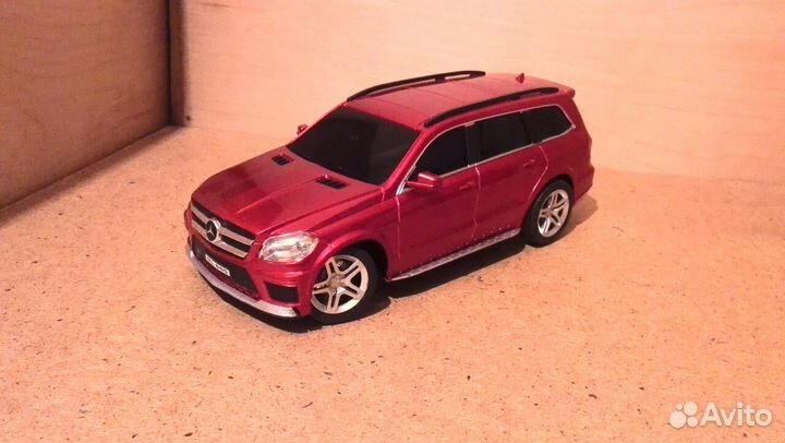 Модель а/м Mercedes-Benz GL 550 радиоуправляемая