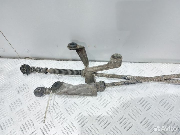 Кулиса Volkswagen Touran