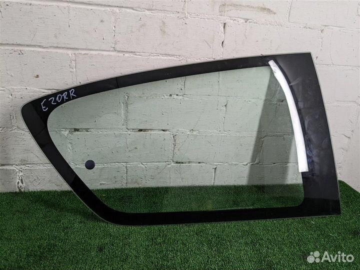 Стекло заднее правое Toyota Aygo B10 2009