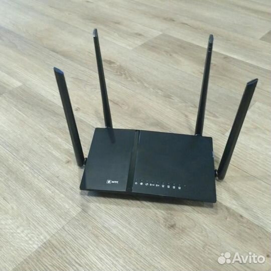 Wi-fi роутер DIR-822 2 диапазона 2.4Ггц и 5Ггц
