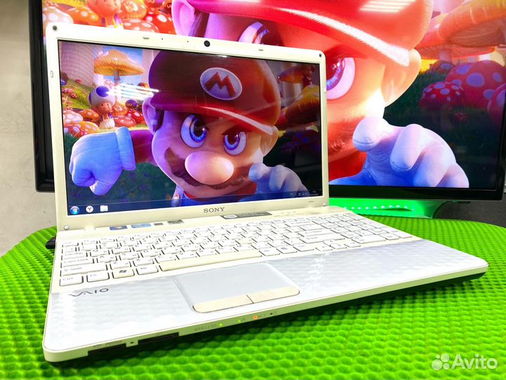 Ноутбук Sony для работы и учебы Core i3/GeForce