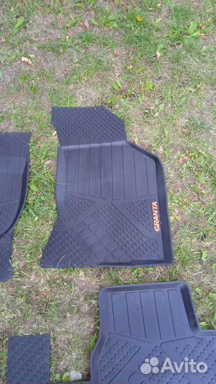 Коврики в салон на гранту
