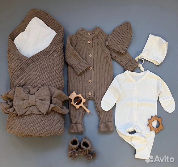 Вязанное одеяло на выписку