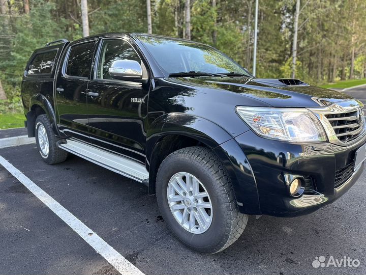 Toyota Hilux 3.0 AT, 2015, 153 300 км