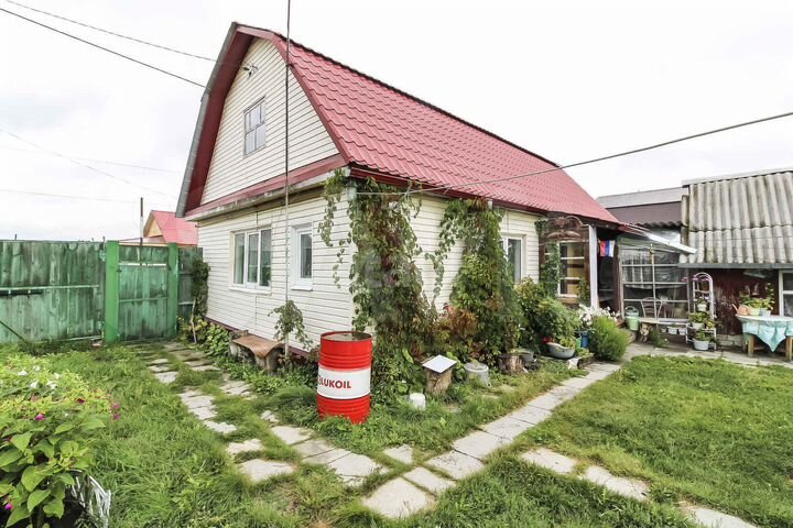 Дом 50 м² на участке 11,7 сот.