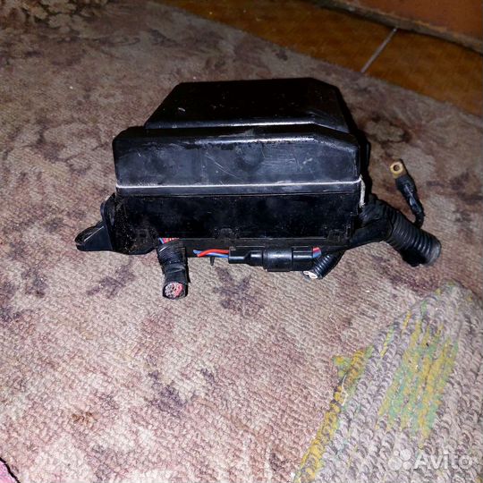 Блок предохранителей Мицубиси Лансер