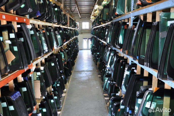 Лобовое стекло audi Q7