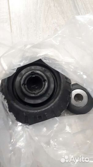 Опора амортизатора KYB SM5654